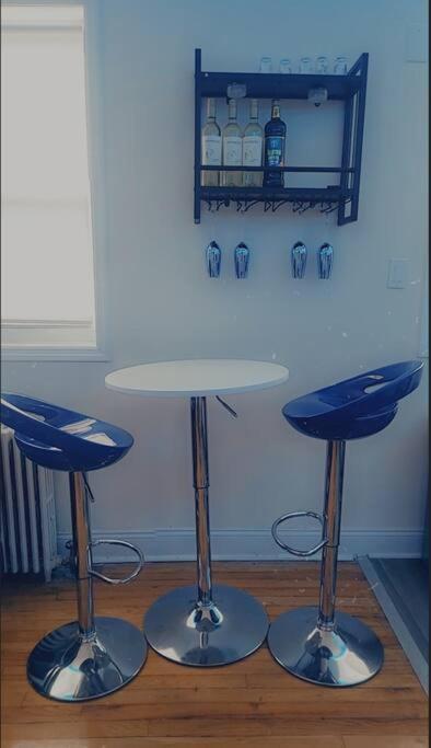 Townhouse Apartment In Oakland Gardens New York Extérieur photo